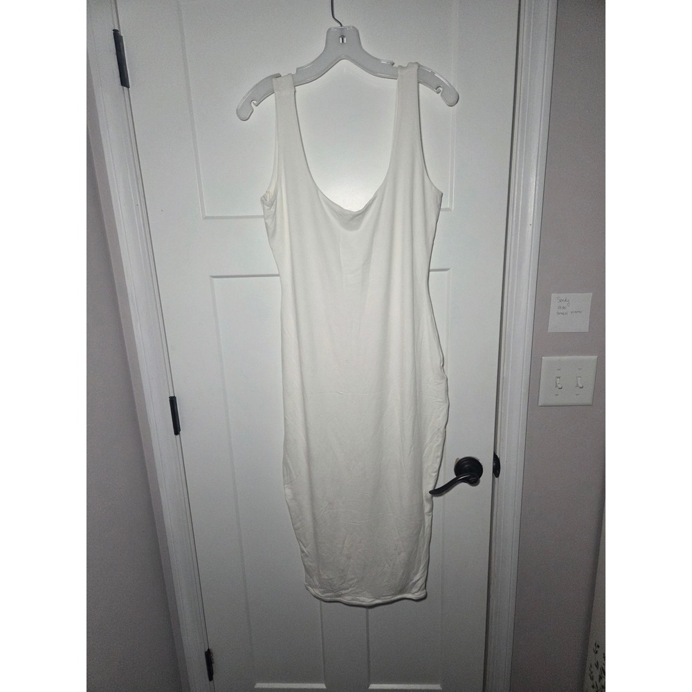 Naked Wardrobe Womens 1X White Sleeveless Scoop Neck Bodycon Midi Dress